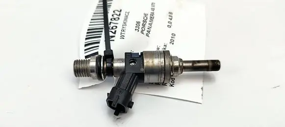 Porsche Panamera (970) Fuel injector 94811012831