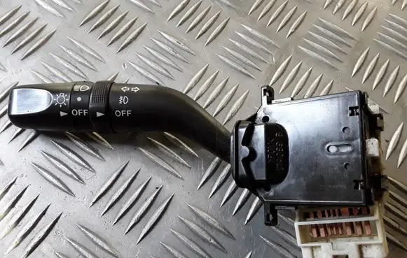 Mazda 6 Indicator stalk 17A089B
