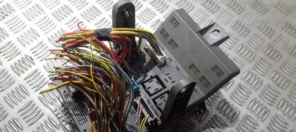 Renault Laguna I Fuse box set 7700284363
