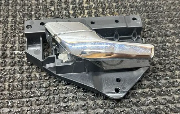 Jaguar XJL Front door interior handle 8X2322601AD 8X2322601BD