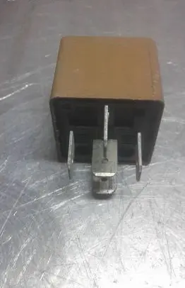 Opel Zafira A Other relay 90491314 V23134A52X39