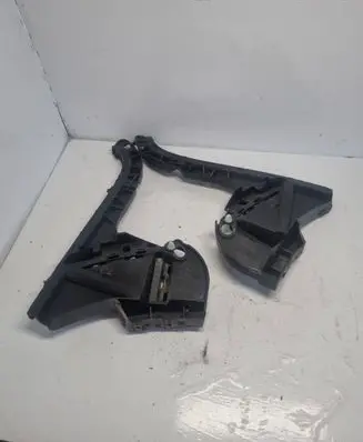 Volvo XC70 Rear bumper mounting bracket 30678704 BP3EA