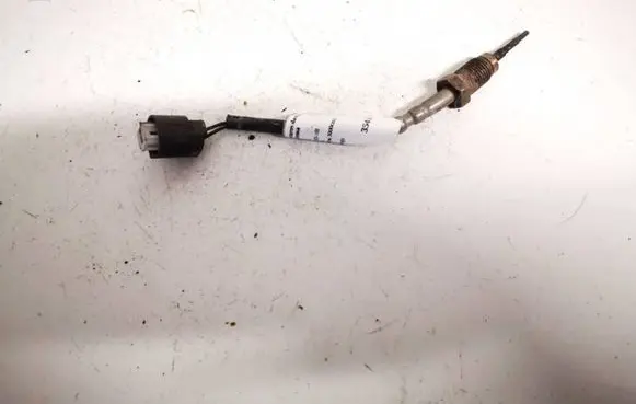 BMW 5 E60 E61 Exhaust gas temperature sensor 7798486 265600-1222