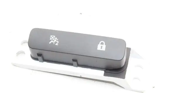 Nissan Leaf I (ZE0) Passenger airbag on/off switch 