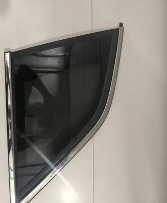 Opel Antara Rear side window P96660068