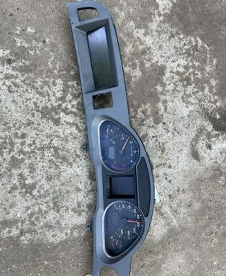 Audi A6 S6 C6 4F Speedometer (instrument cluster)
