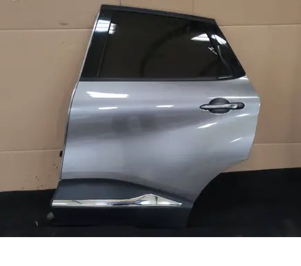 Renault Captur Rear door