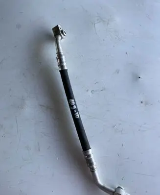 Audi Q7 4L Air conditioning (A/C) pipe/hose 4L0820730