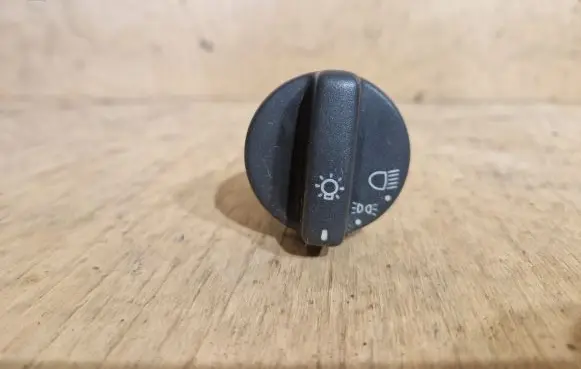 Land Rover Range Rover P38A Light switch 3697