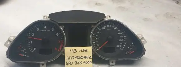 Audi A6 S6 C6 4F Speedometer (instrument cluster) 4F0920951
