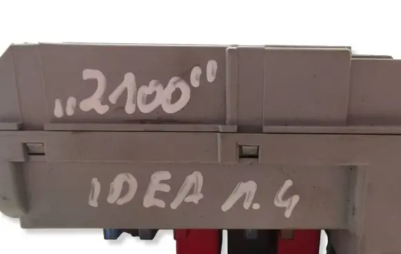 Fiat Idea Fuse module 51739423 57657 0051739423057657
