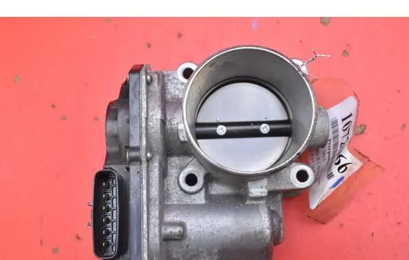 Mazda MX-5 NA Miata Throttle body valve P51B13640