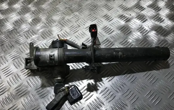 Ford Fiesta Steering wheel axle 951024b