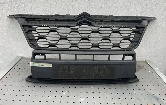 Citroen Jumper Front grill 1315804070