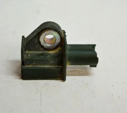 Mercedes-Benz C W204 Airbag deployment crash/impact sensor A1729056000