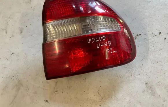 Volvo S40, V40 Rear/tail lights