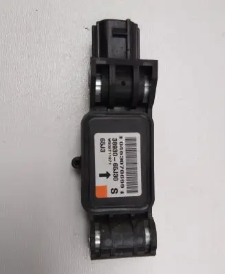 Suzuki Grand Vitara II Airbag deployment crash/impact sensor 3893065J30