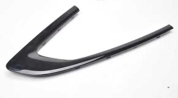 BMW 2 F44 Rear door windshield rail 7483185