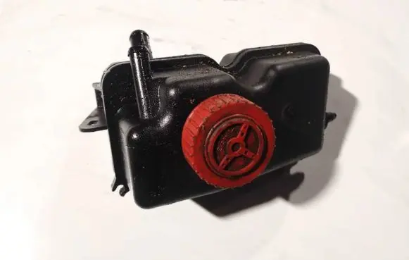 Peugeot 406 Power steering fluid tank/reservoir 9632380280