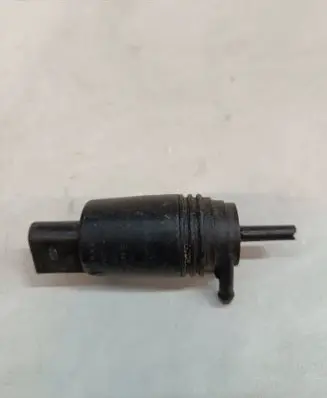 BMW 5 E60 E61 Windscreen/windshield washer pump 67128377612