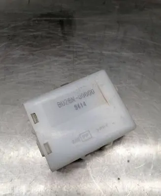 Subaru Impreza II Door central lock control unit/module BU28N00000