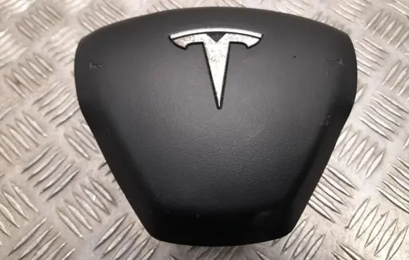Tesla Model 3 Steering wheel airbag 109683500K