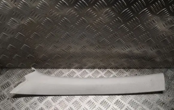 Mercedes-Benz C W204 (A) pillar trim 2046902126 A2046902126