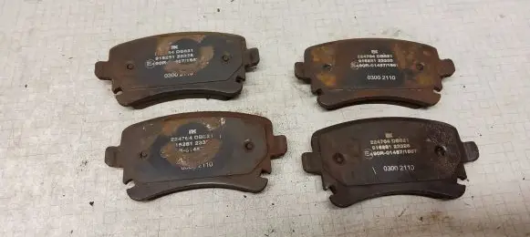 Volkswagen Transporter - Caravelle T5 Brake pads (rear) 03002110 224764DB821 91528123326