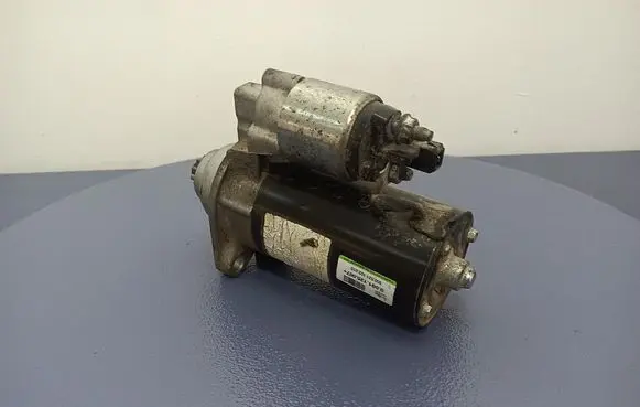 Volkswagen Golf IV Starter motor 0001125007