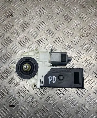 Renault Latitude (L70) Front door window regulator motor 