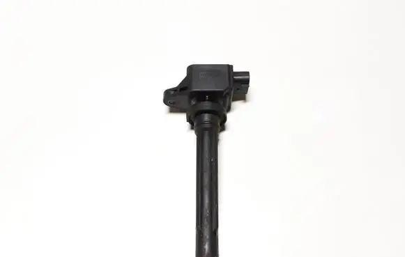 Suzuki Grand Vitara II High voltage ignition coil 3340065J0 H6T11371