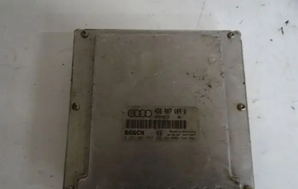 Audi A8 S8 D3 4E Engine control unit/module 4D0907409A