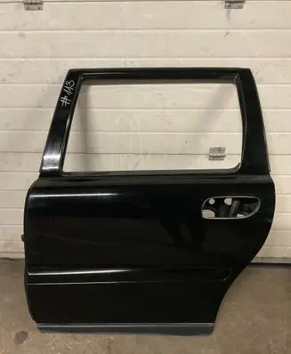 Volvo V70 Rear door 