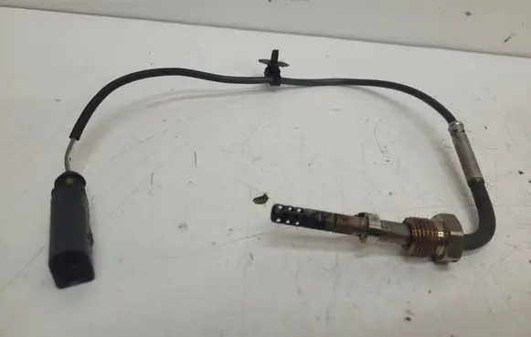 Audi A6 S6 C6 4F Exhaust gas temperature sensor 1J0973802