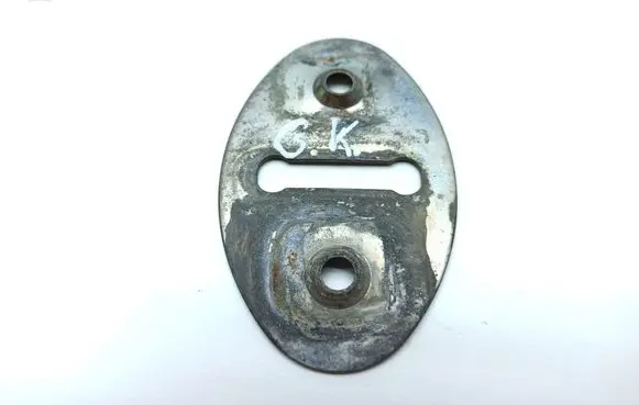 Jaguar XJ SERIE 2 Rear door lock loop/hook striker 