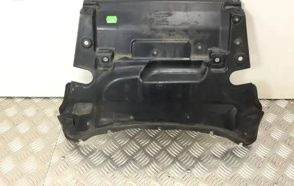 Porsche Cayenne (92A) Heat shield in engine bay 7P5819523B