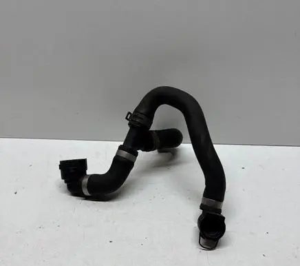 Mercedes-Benz GLC X253 C253 Engine coolant pipe/hose A2535018382