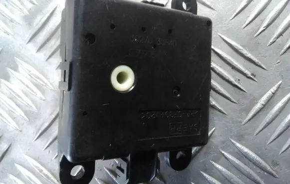 Mazda Demio Air flap motor/actuator 3027030840 PPGF30M20