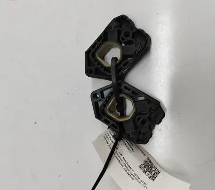 Volkswagen Multivan T6 Radiator support slam panel bracket 1K0121367G 1Z0121367B