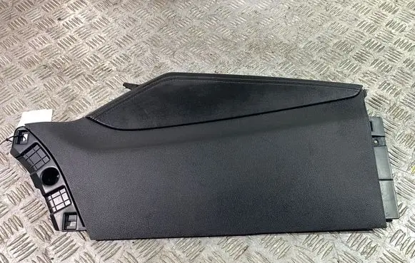 Hyundai Santa Fe Centre console side trim front 84601S1010