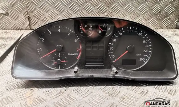 Audi A4 S4 B5 8D Speedometer (instrument cluster) 8D0919861C