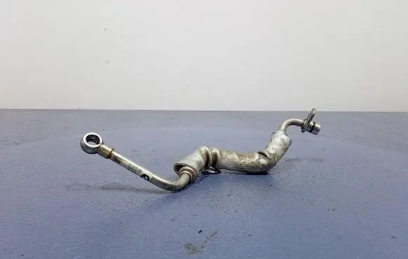 BMW X5 E53 Turbo turbocharger oiling pipe/hose 8575126