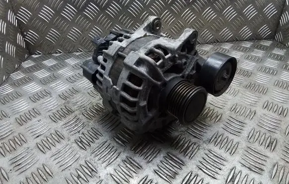 Mercedes-Benz C W204 Generator/alternator A0009062003 0125711032