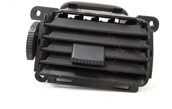 Mazda 3 I Dash center air vent grill