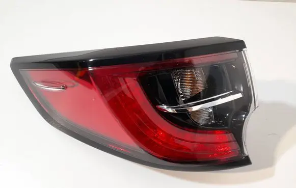 Suzuki Swace Rear/tail lights 123r283