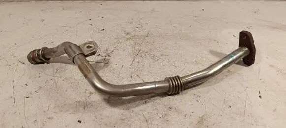 Nissan Qashqai+2 Turbo turbocharger oiling pipe/hose