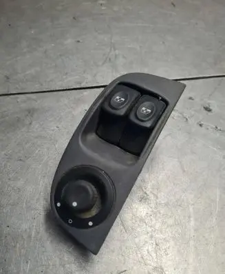 Renault Megane I Wing mirror switch 7700429992F