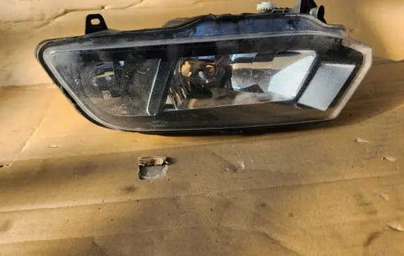 Volkswagen Polo V 6R Front fog light 6C0941661C