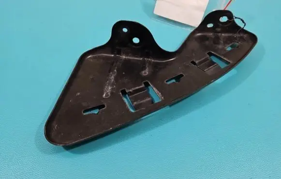 KIA Sportage Headlight/headlamp mounting bracket IMPRK1388866