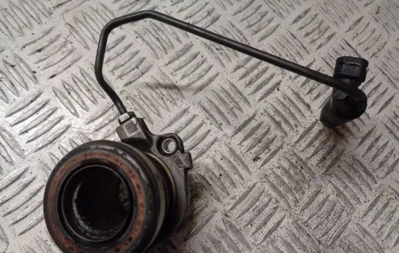 Chevrolet Cruze Clutch release bearing slave cylinder 55563645
